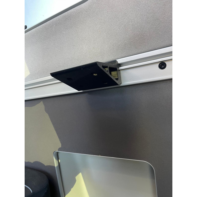 CP3D.PL GC Uchwyt do stołu/stolika 16 mm 