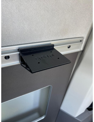 CP3D.PL GC Uchwyt do stołu/stolika 16 mm 